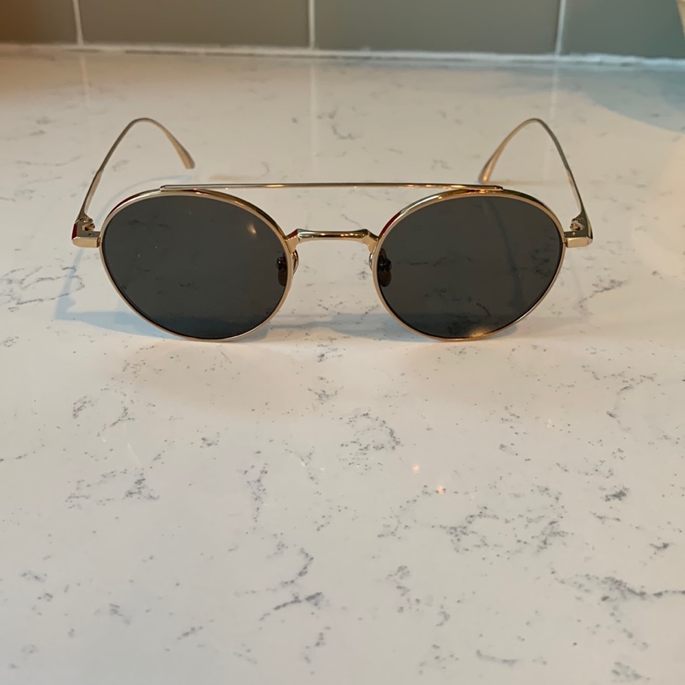 Women’s gold Masunaga excellent condition. Wore couple of times.Very comfy